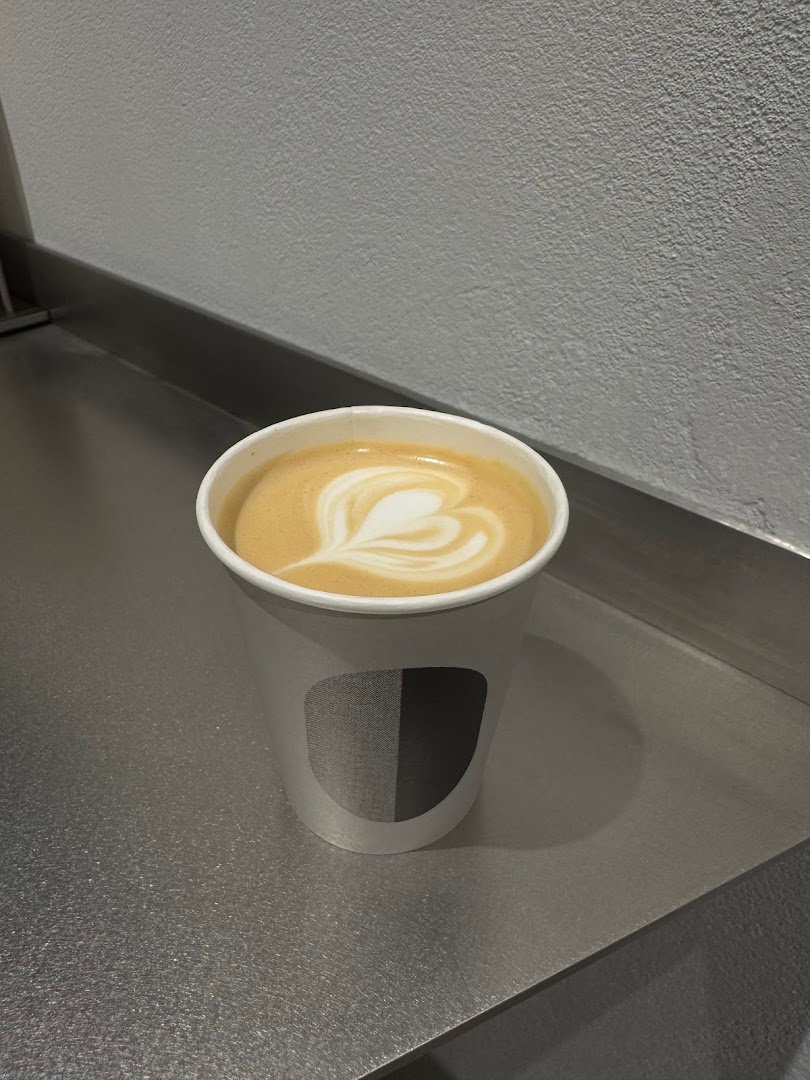 Coffee at miró Passage Sihlquai, specialty coffee shop in Zurich
