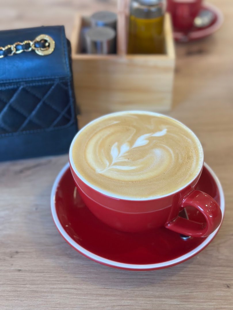 Nica Specialty Coffee specialty coffee shop in Madrid - photo 4