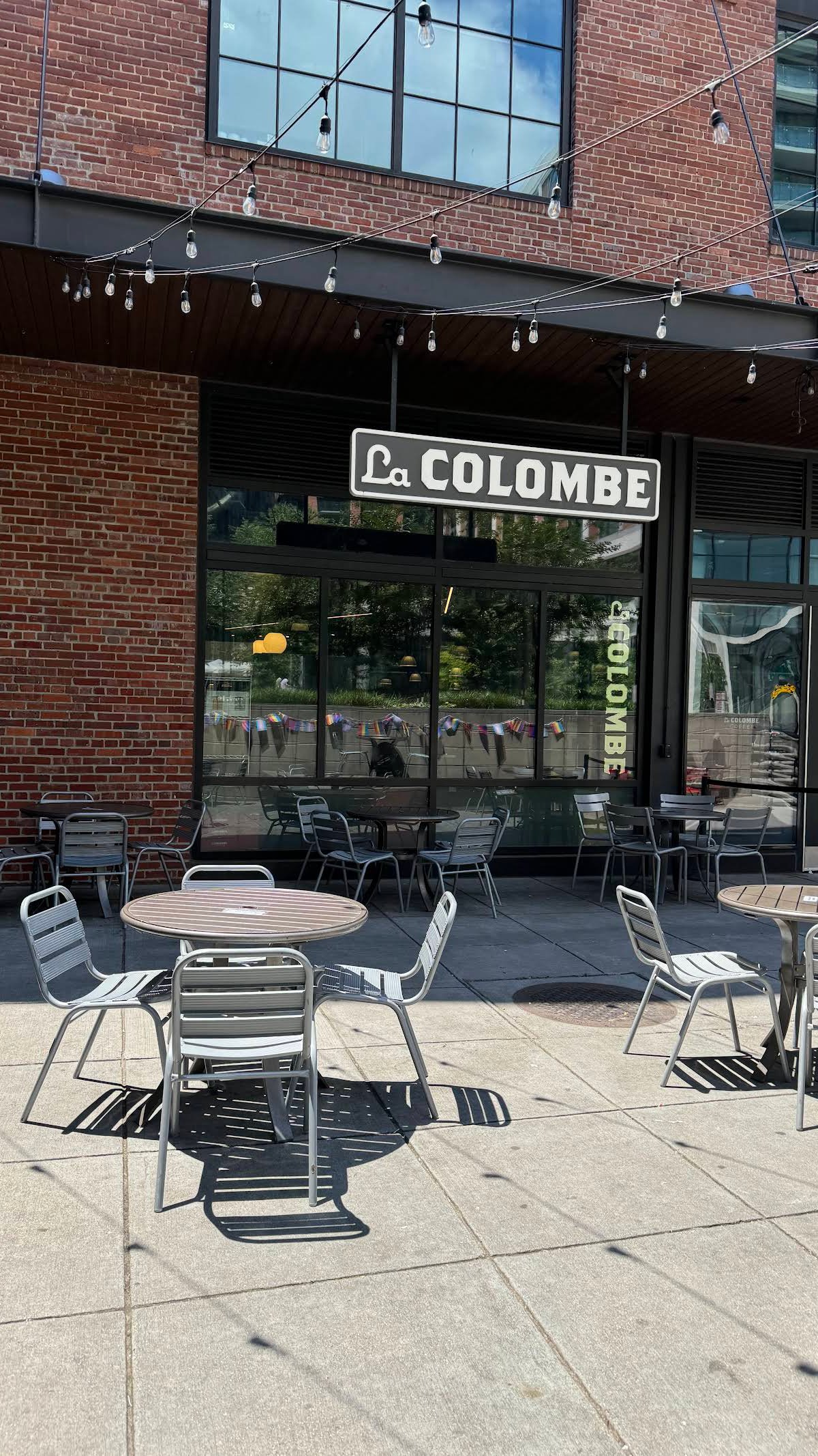 La Colombe Coffee Workshop specialty coffee shop in Washington, D.C. - photo 11