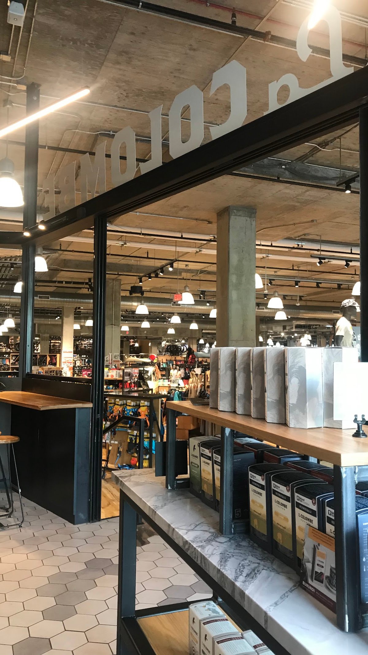 La Colombe Coffee Workshop specialty coffee shop in Washington, D.C. - photo 15