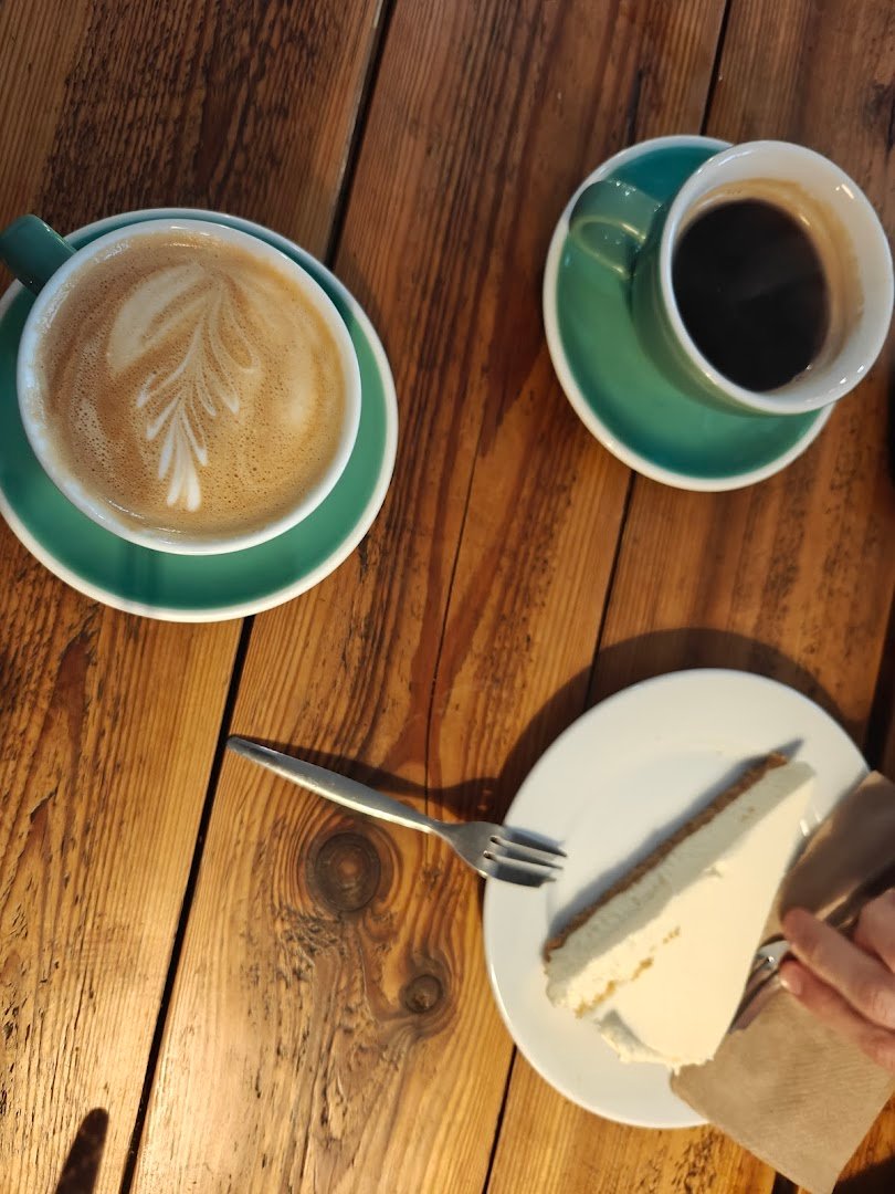 Kaffeekirsche specialty coffee shop in Berlin - photo 2