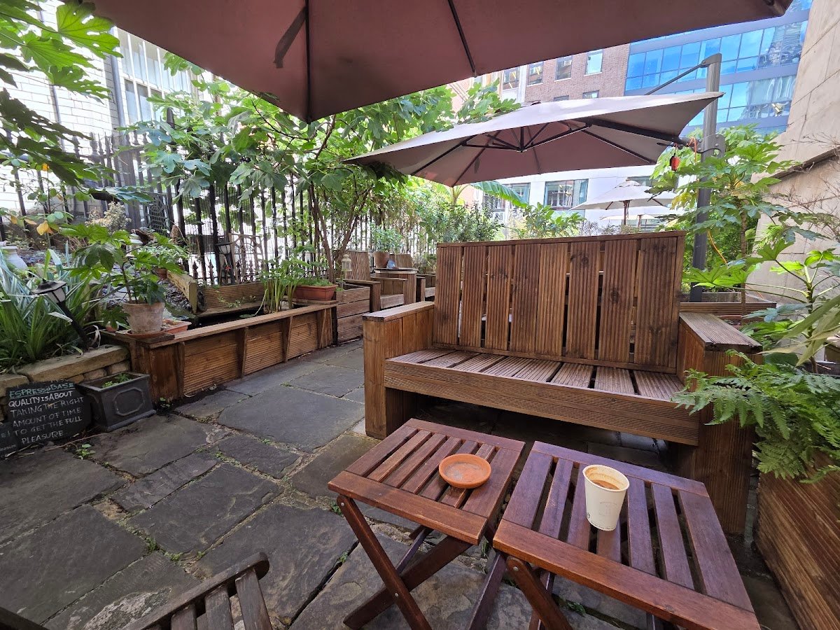 EspressoBase Speciality coffee, Italian style brew bar specialty coffee shop in London - photo 4