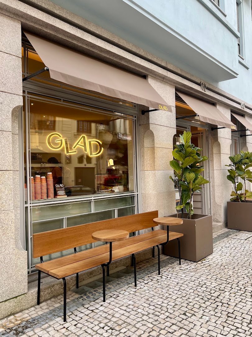 Storefront of GLAD - Bean to Bar Chocolate & Coffee, specialty coffee shop in Porto