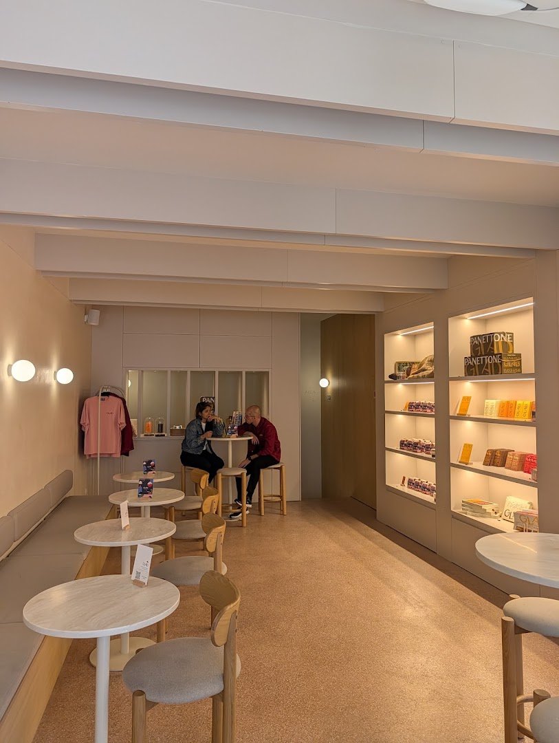 Interior of GLAD - Bean to Bar Chocolate & Coffee, specialty coffee shop in Porto