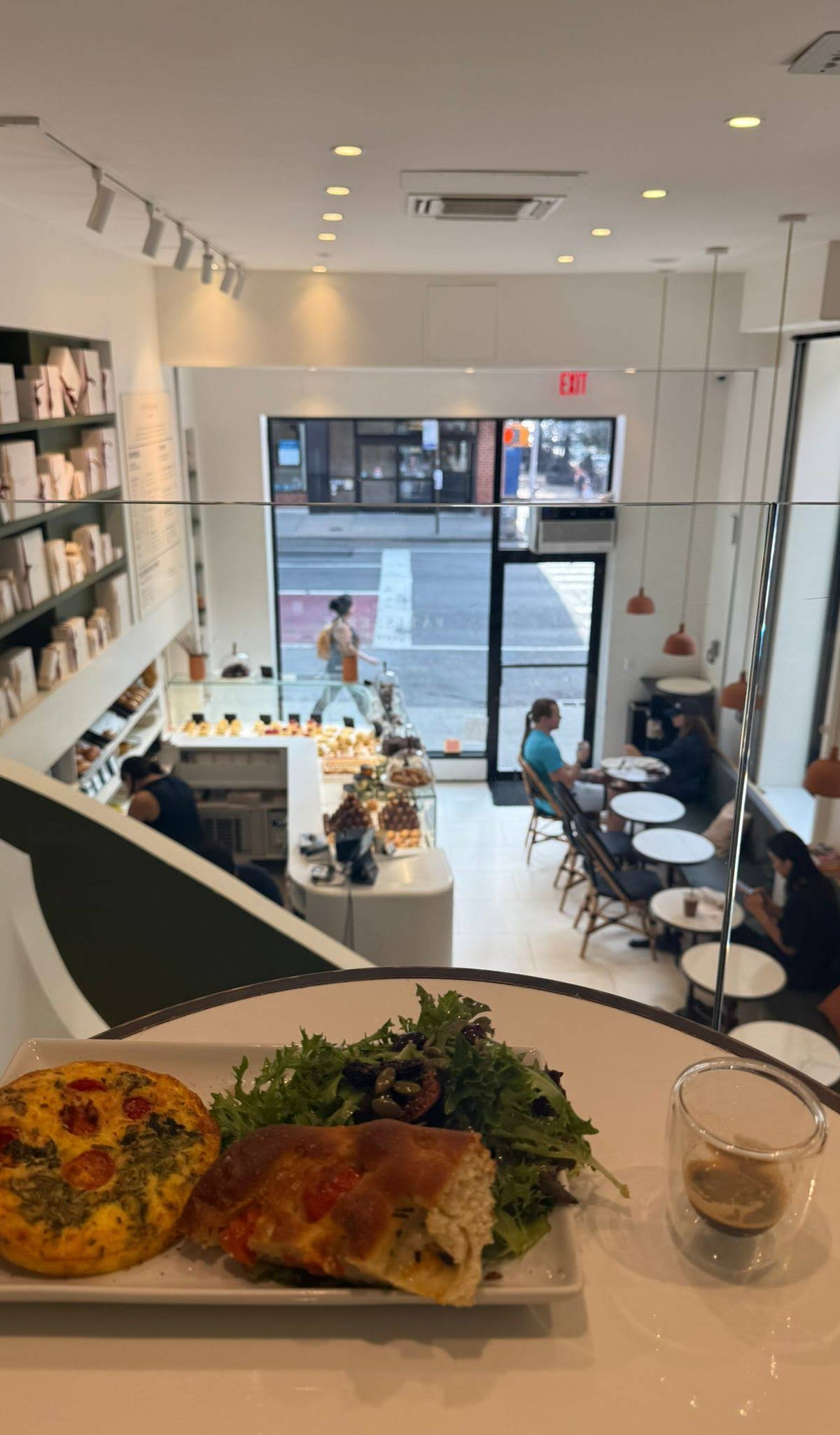 Blank Street specialty coffee shop in New York - photo 2