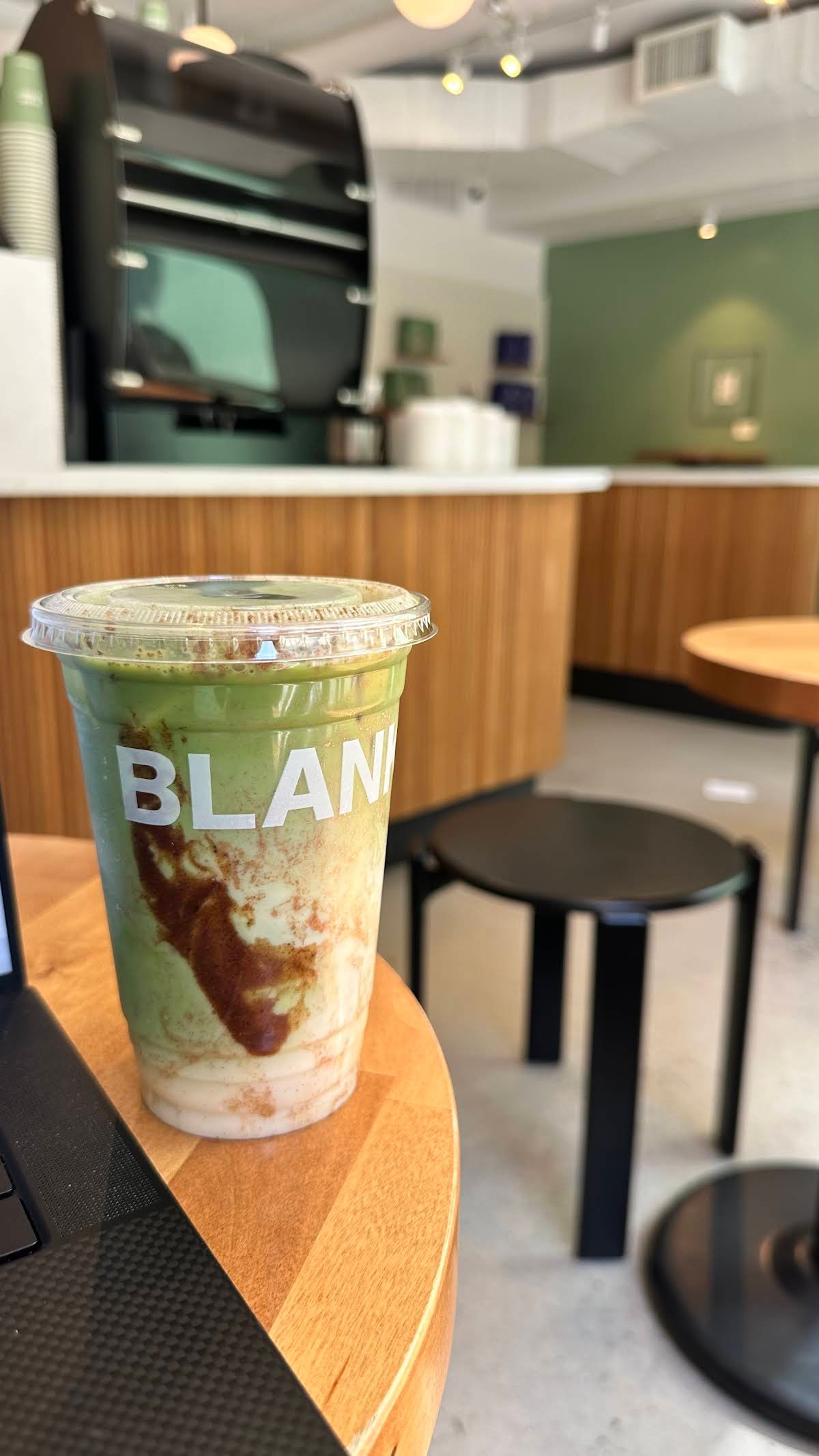 Blank Street specialty coffee shop in New York - photo 4