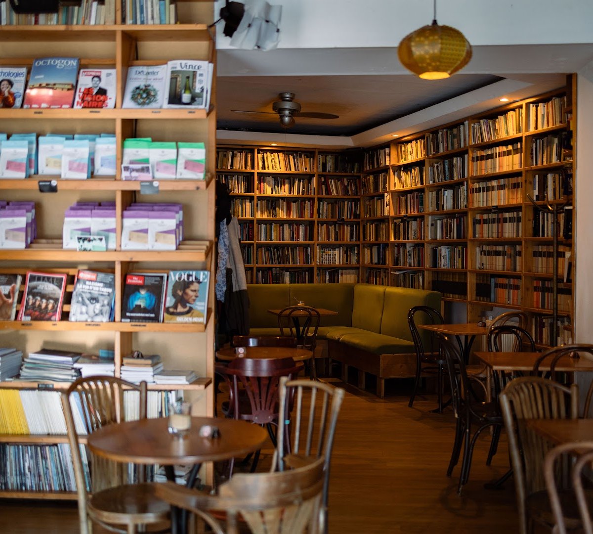 Kelet Kávézó és Galéria specialty coffee shop in Budapest - photo 2