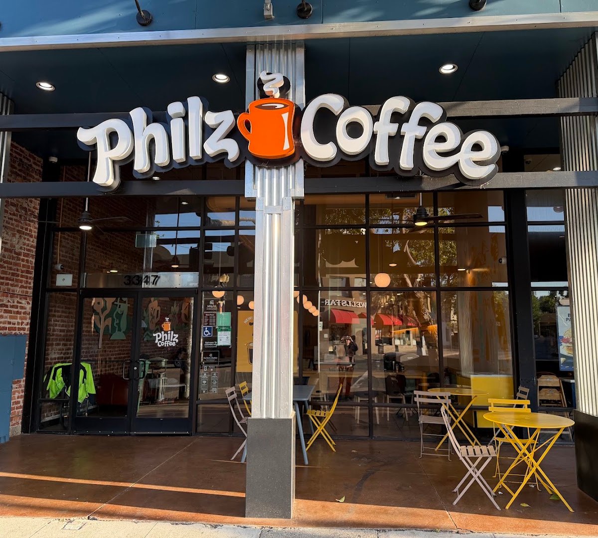 Storefront of Philz Coffee, specialty coffee shop in Oakland
