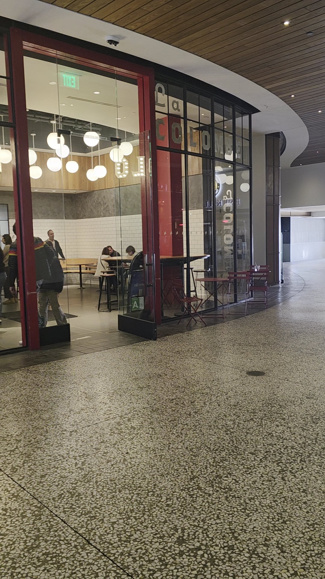 La Colombe Coffee Workshop specialty coffee shop in Los Angeles - photo 6