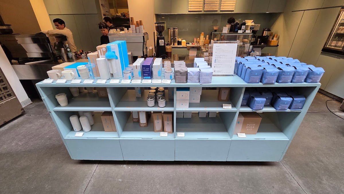 Blue Bottle Coffee specialty coffee shop in San Francisco - photo 4