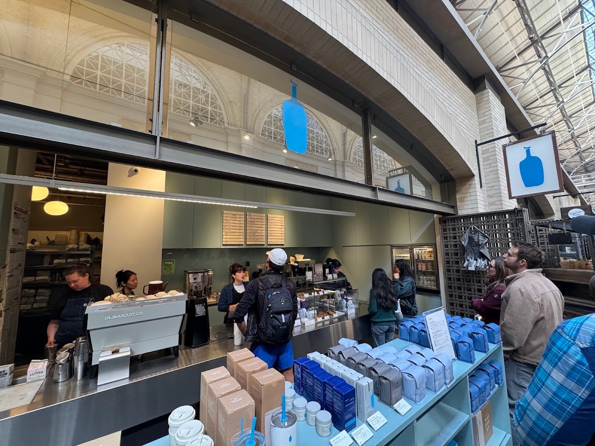 Blue Bottle Coffee specialty coffee shop in San Francisco - photo 5