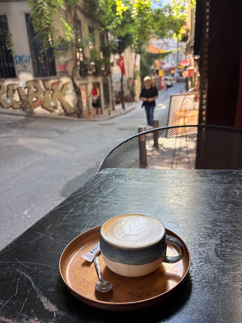 Gramaj Coffee • Roastery • Food • Chill specialty coffee shop in Istanbul - photo 2
