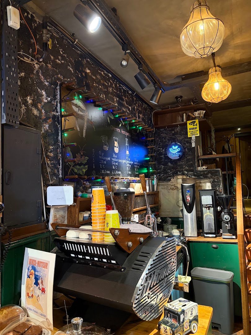 Gramaj Coffee • Roastery • Food • Chill specialty coffee shop in Istanbul - photo 9