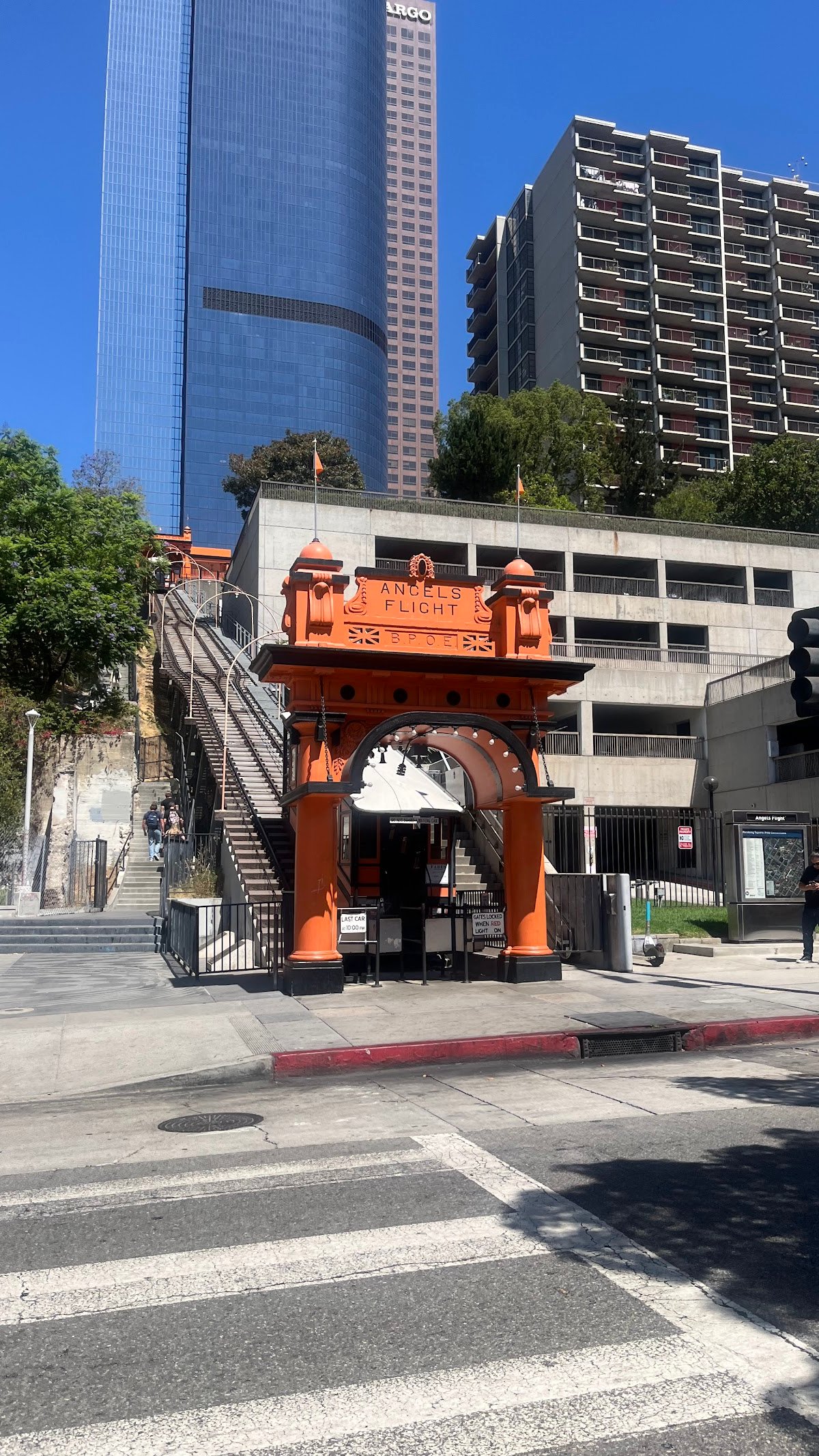Storefront of Go Get Em Tiger, specialty coffee shop in Los Angeles