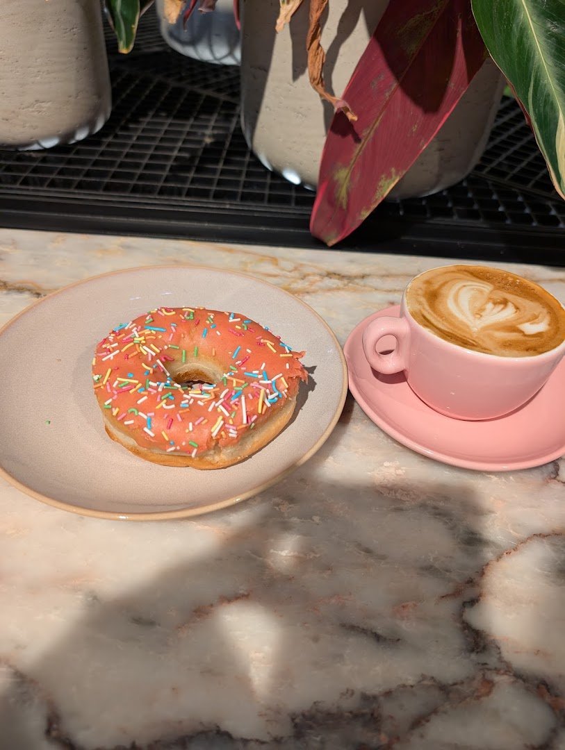 Brammibal's Donuts specialty coffee shop in Berlin - photo 2