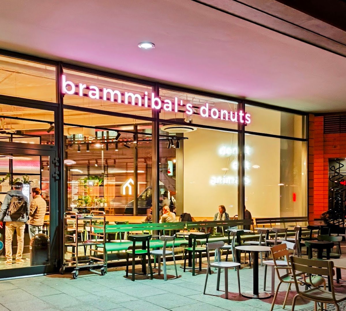 Brammibal's Donuts specialty coffee shop in Berlin - photo 3