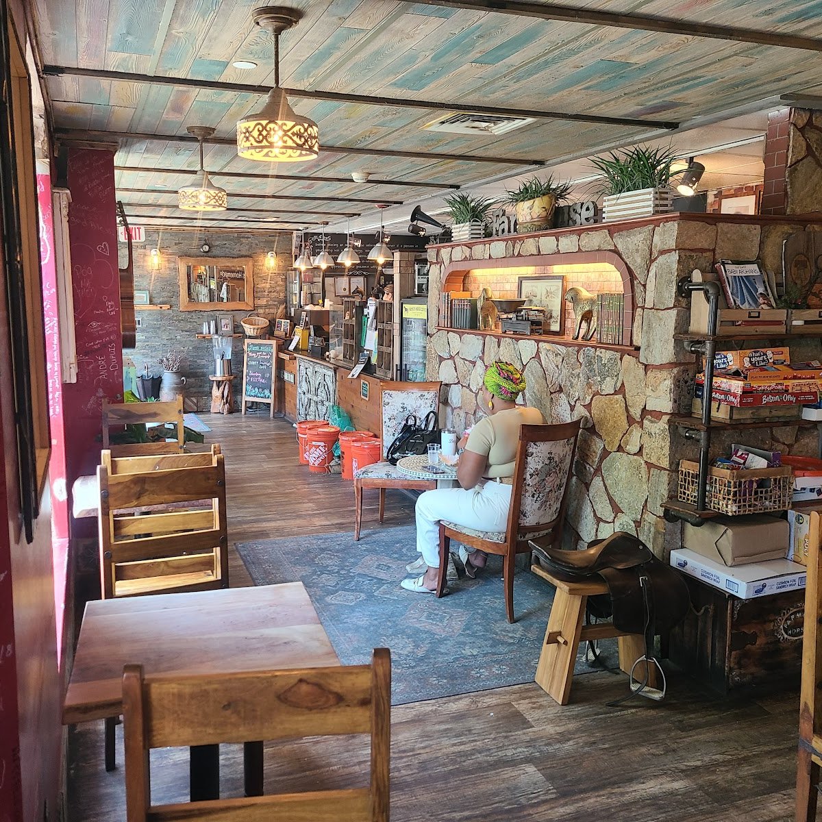 Farmers Horse Coffee specialty coffee shop in Boston - photo 13