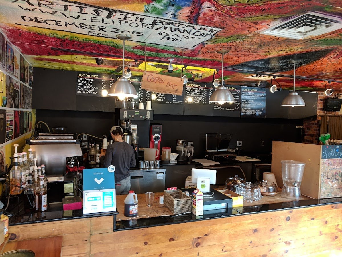 Farmers Horse Coffee specialty coffee shop in Boston - photo 4