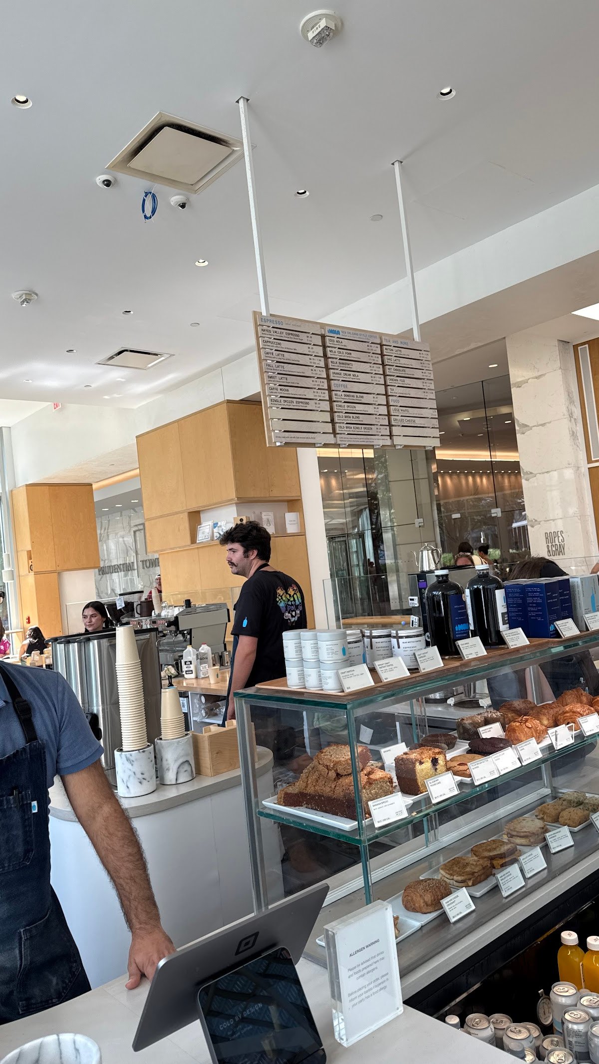 Blue Bottle Coffee specialty coffee shop in Boston - photo 12