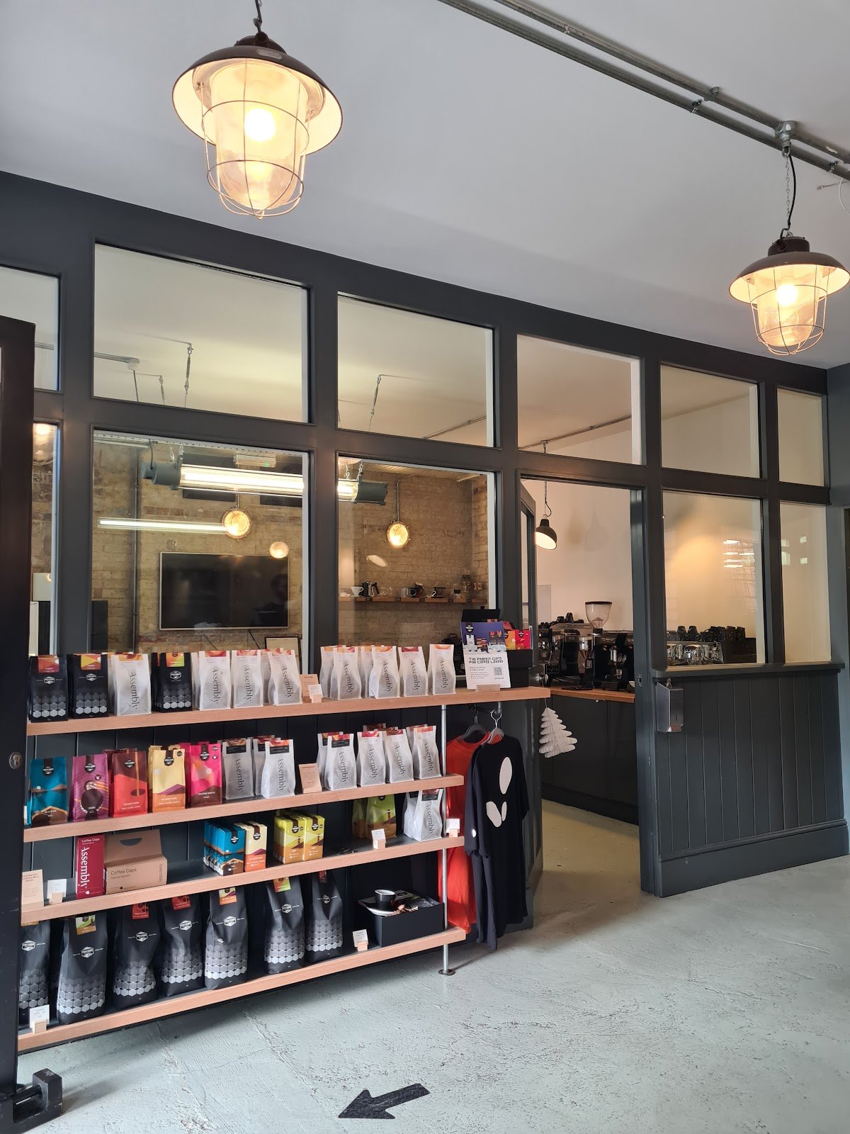 Assembly Coffee London specialty coffee shop in London - photo 4