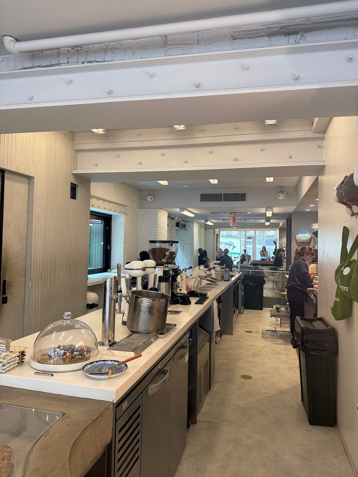 Do Not Feed Alligators specialty coffee shop in New York - photo 9