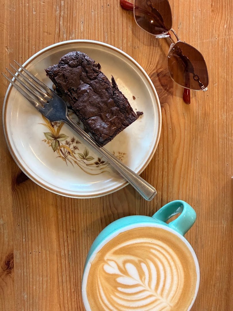Coffee at Lovecrumbs West Port, specialty coffee shop in Edinburgh