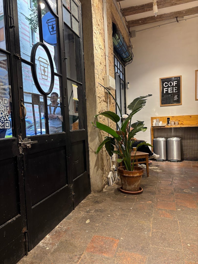 Syra Coffee - Poble Sec specialty coffee shop in Barcelona - photo 10