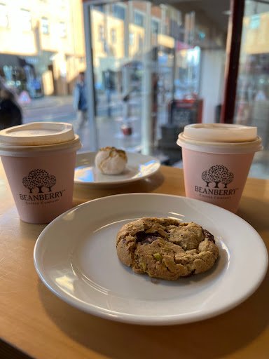 Beanberry Coffee Company specialty coffee shop in London - photo 16