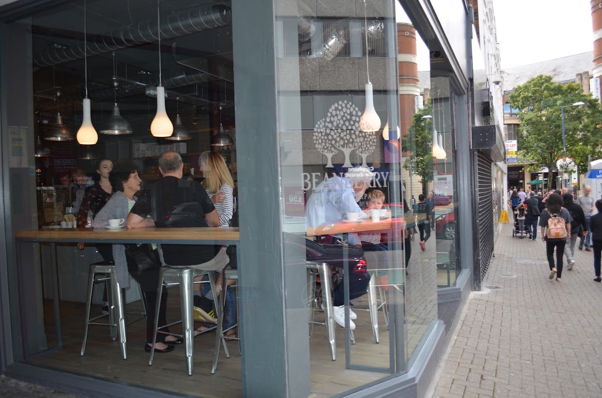 Beanberry Coffee Company specialty coffee shop in London - photo 2