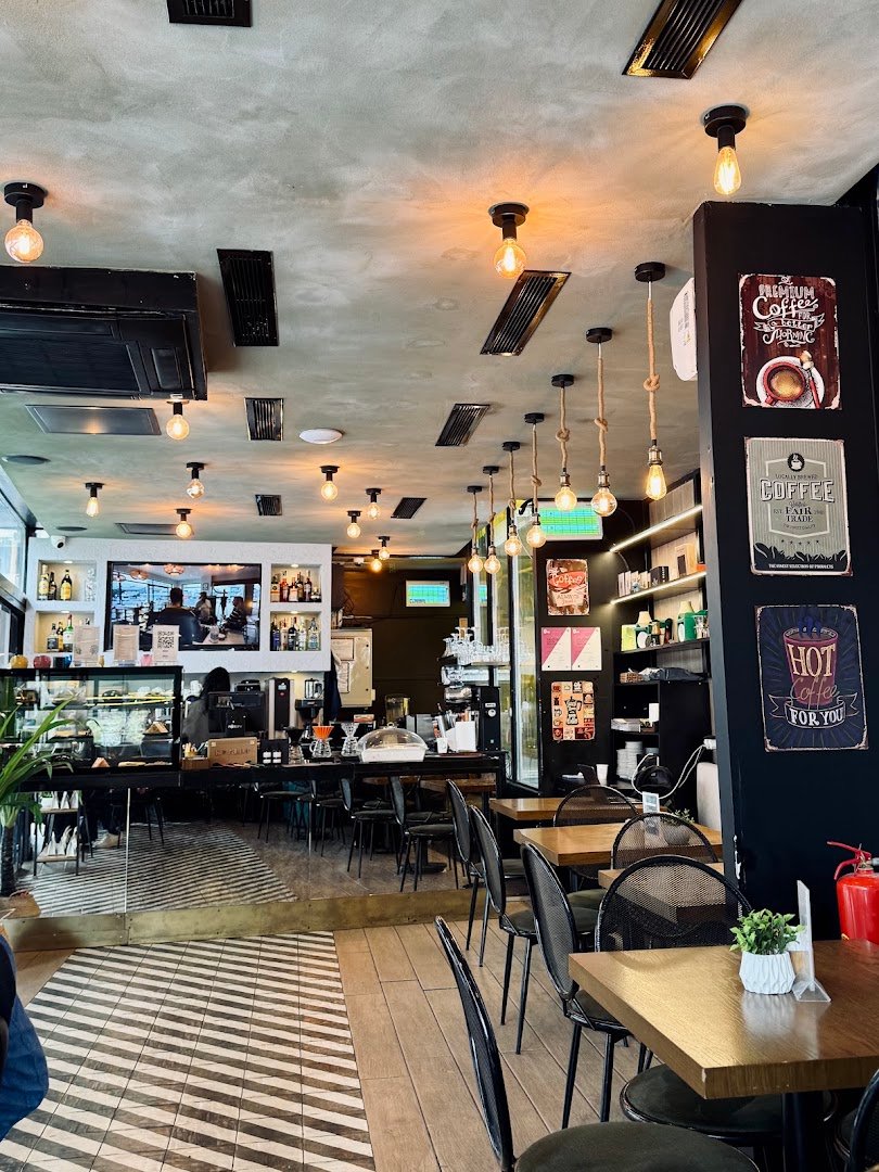 Khaldi Coffee specialty coffee shop in Istanbul - photo 9