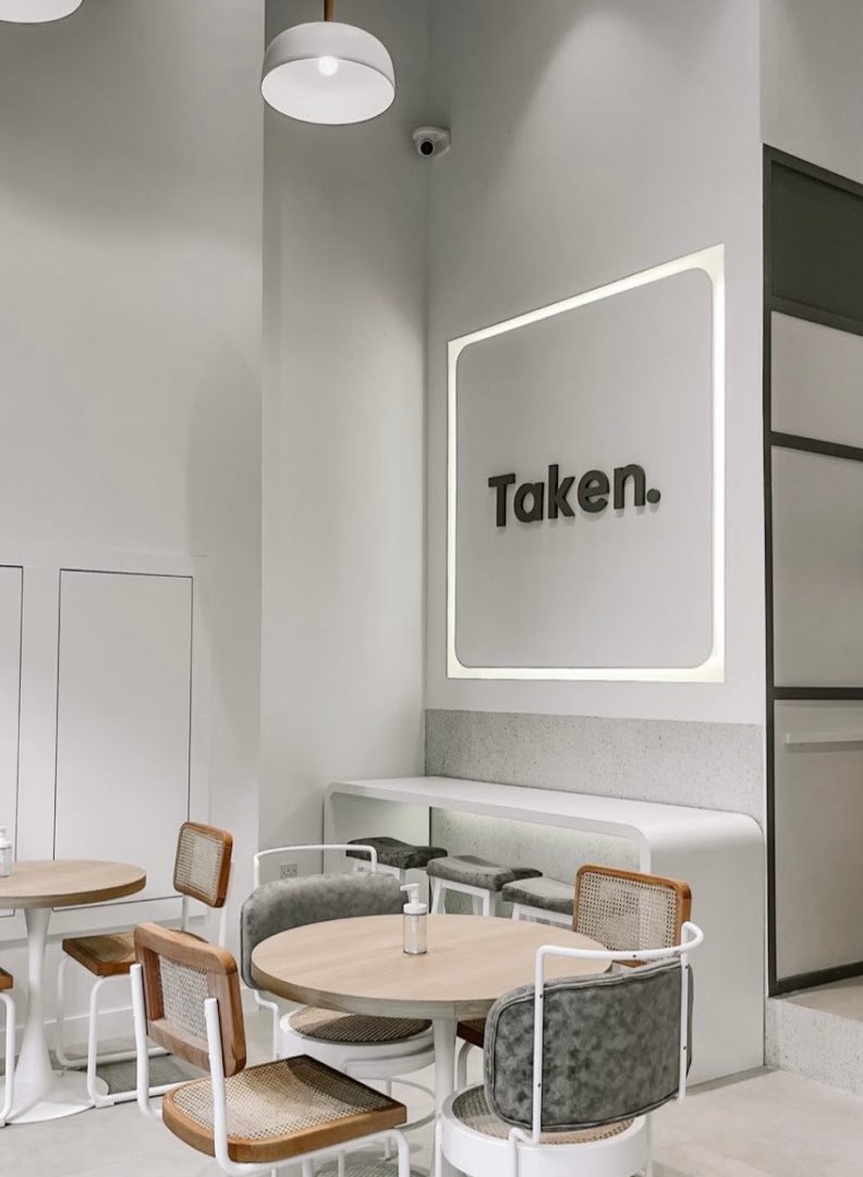 Taken Cafe specialty coffee shop in Dubai - photo 2