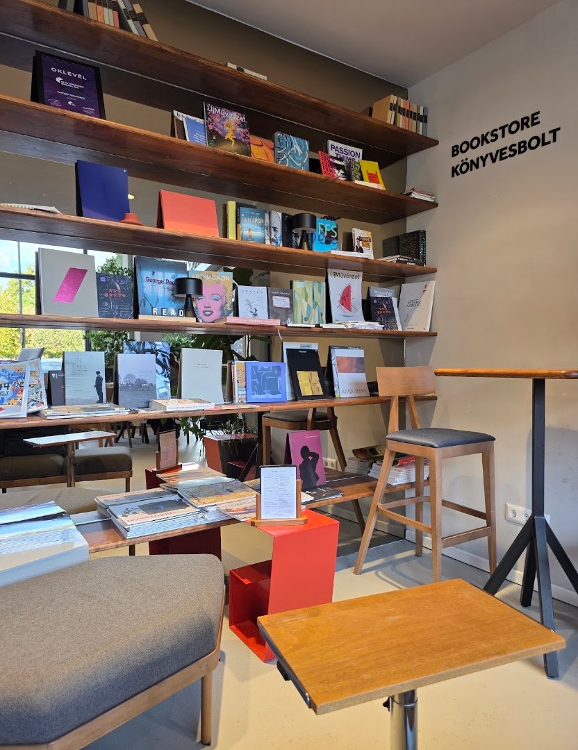 Kastner Kommunity specialty coffee shop in Budapest - photo 8