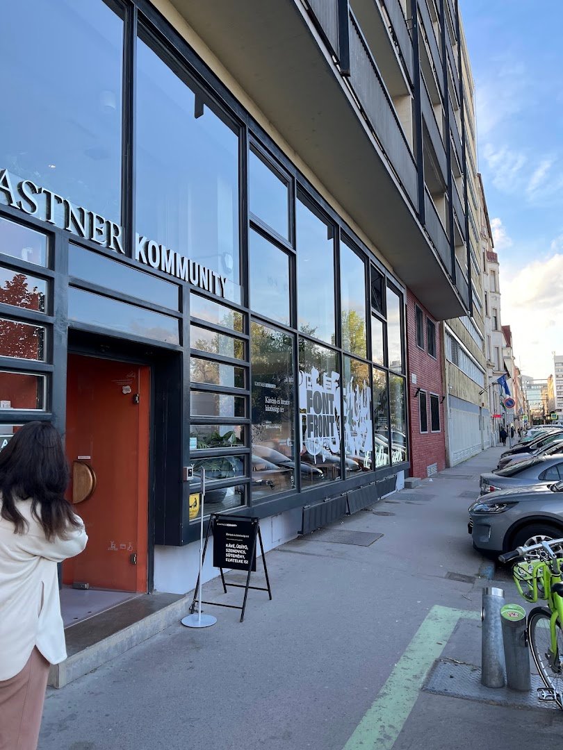 Kastner Kommunity specialty coffee shop in Budapest - photo 10