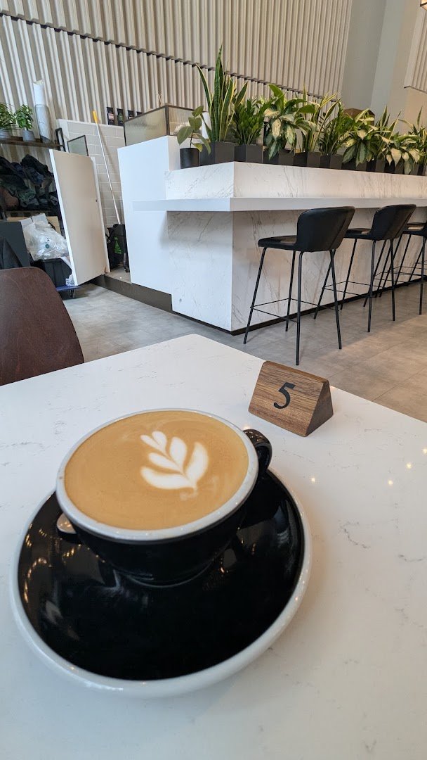Saint Espresso - Tower Hill specialty coffee shop in London - photo 6