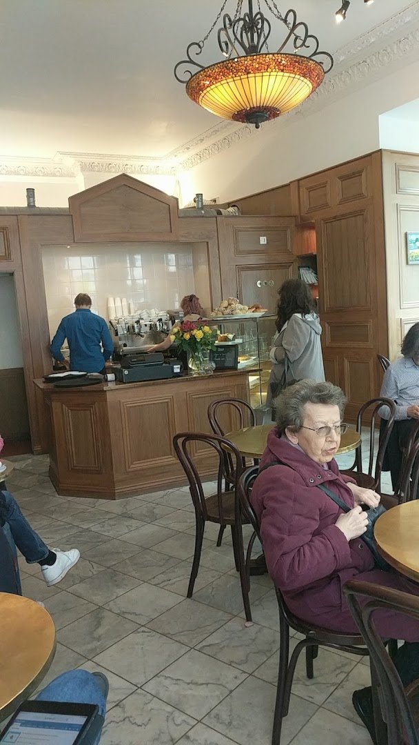 Interior of Blackwood Coffee, specialty coffee shop in Edinburgh