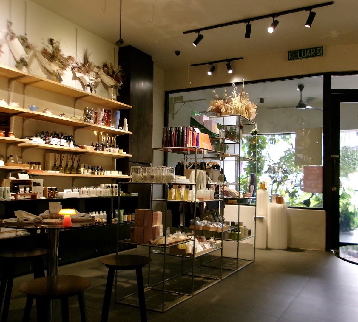 One Half specialty coffee shop in Kuala Lumpur - photo 8