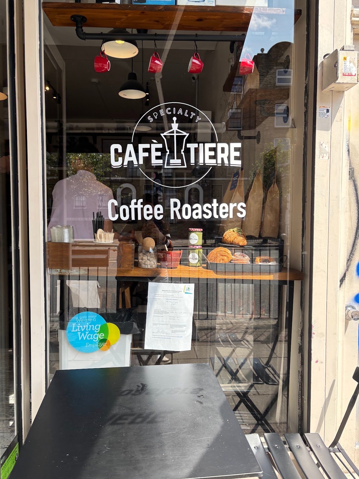 Specialty Cafetiere specialty coffee shop in London - photo 6