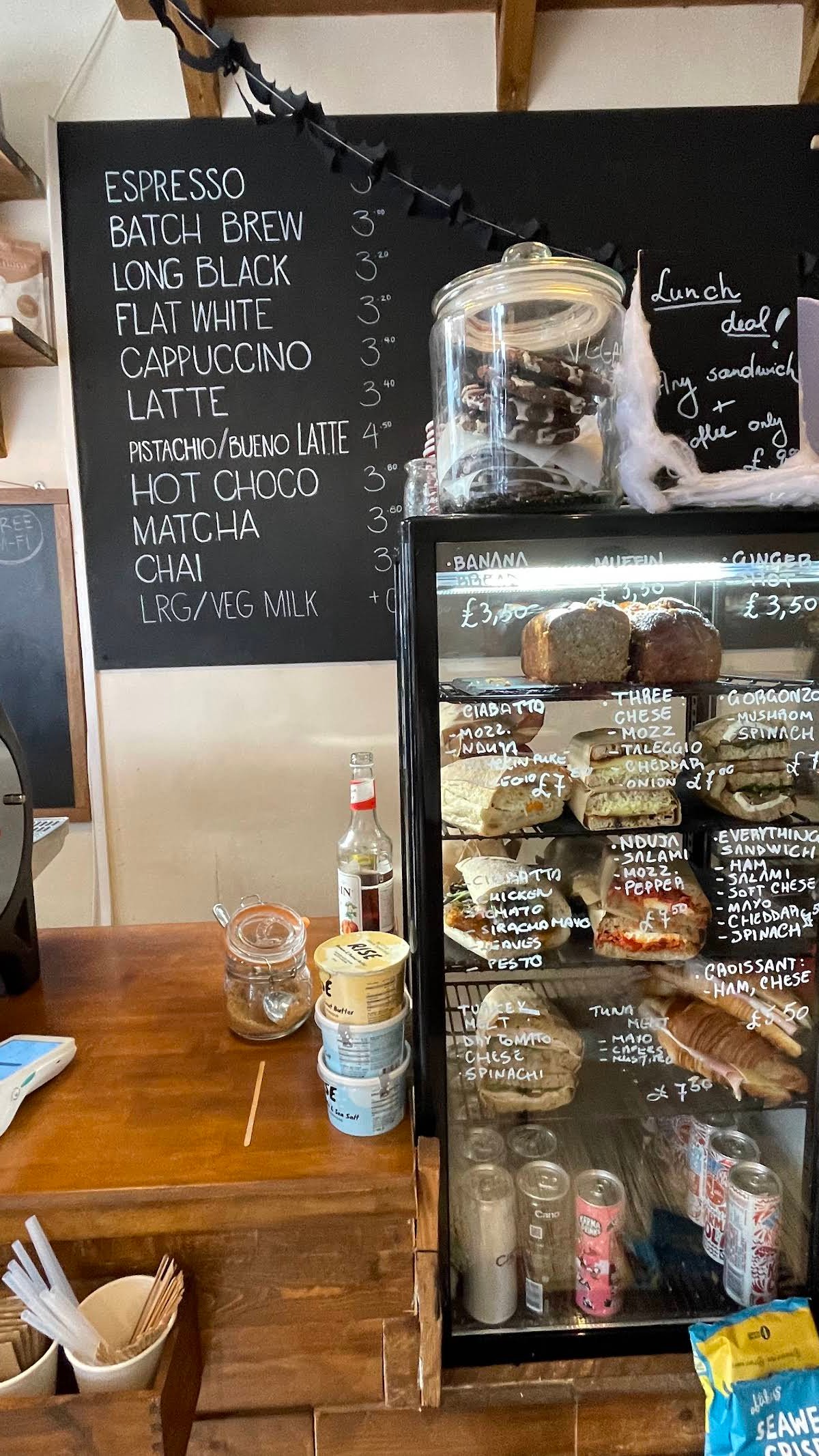 Specialty Cafetiere specialty coffee shop in London - photo 7