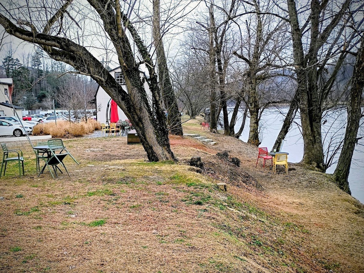 High Five Coffee specialty coffee shop in Asheville - photo 7