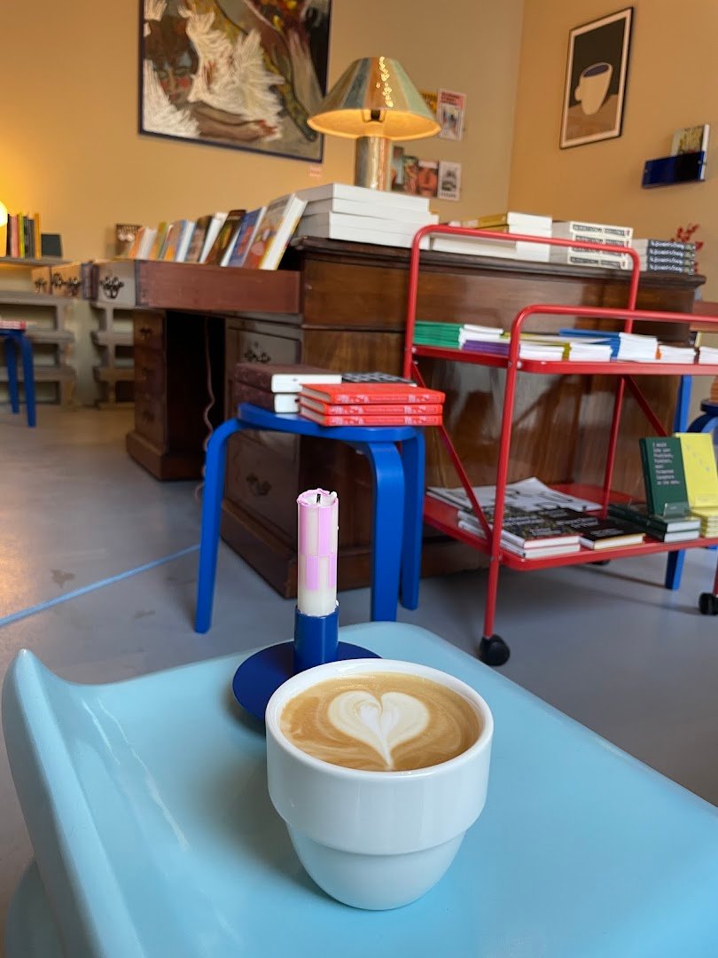 Coffee at Hafi Books + Coffee, specialty coffee shop in Vienna
