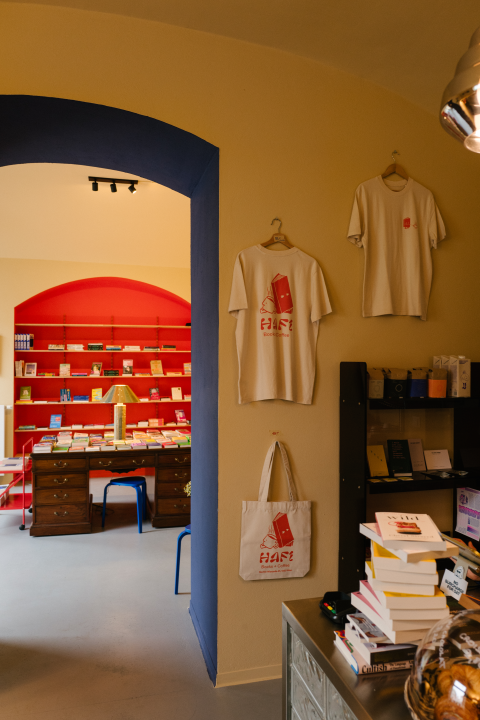 Interior of Hafi Books + Coffee, specialty coffee shop in Vienna