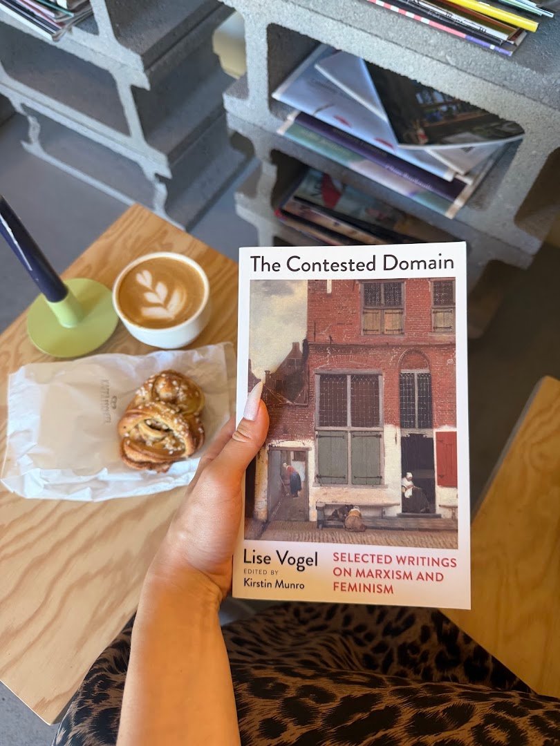 Coffee at Hafi Books + Coffee, specialty coffee shop in Vienna