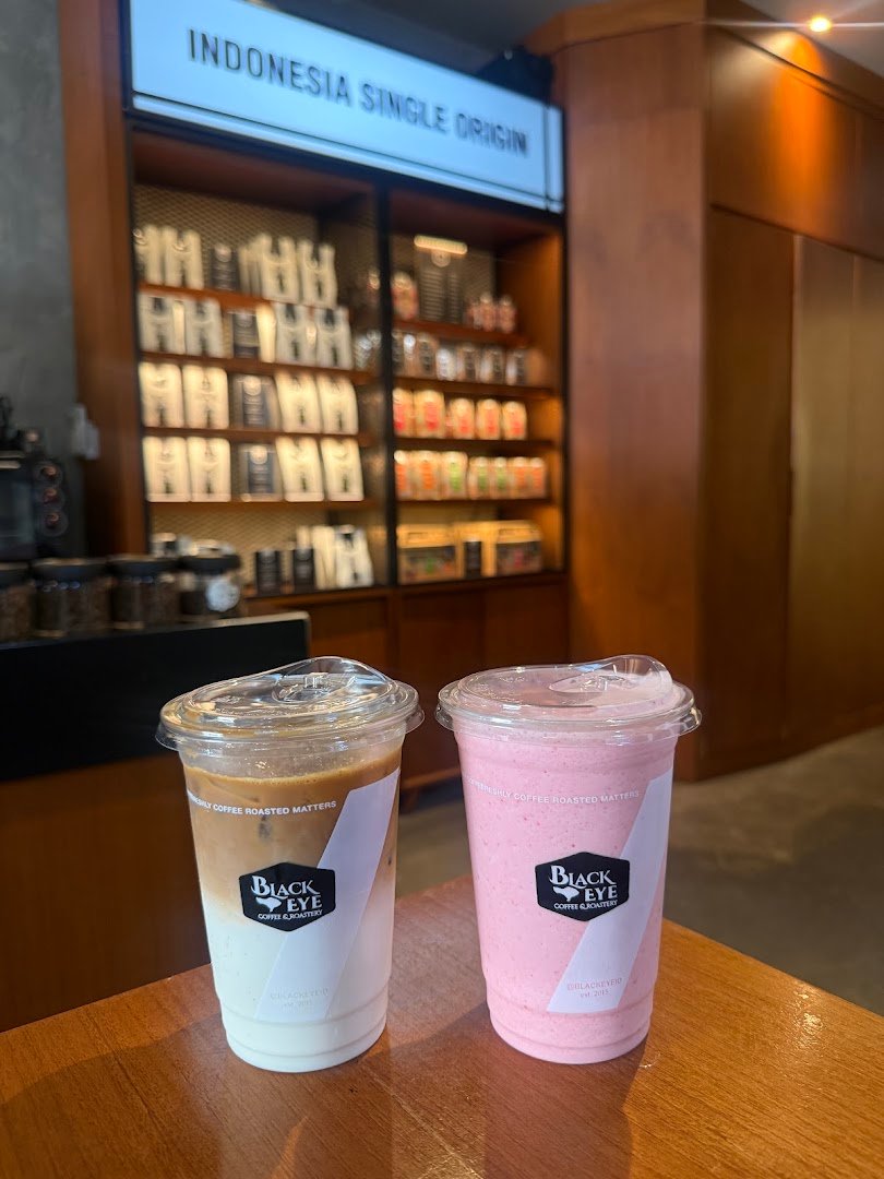 Black Eye Coffee Kayu Ayu specialty coffee shop in Bali - photo 7
