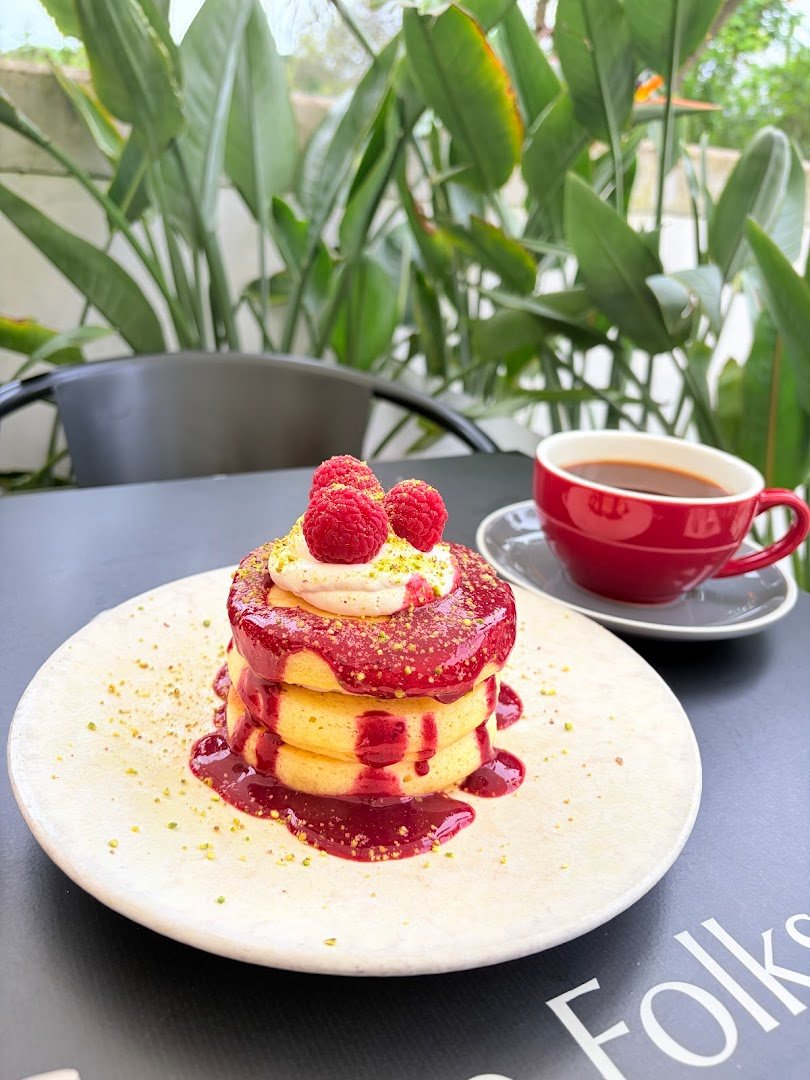 Food at The Folks Belém, specialty coffee shop in Lisbon