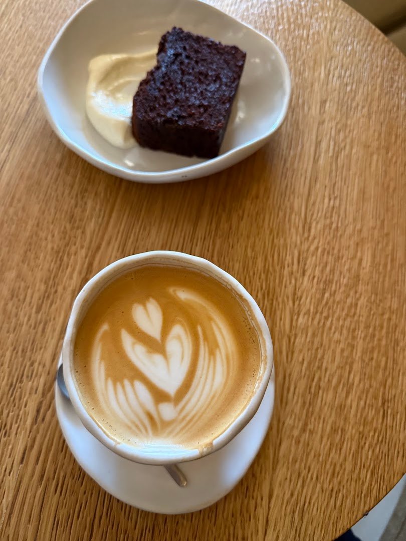 Harvest. specialty coffee shop in Paris - photo 4
