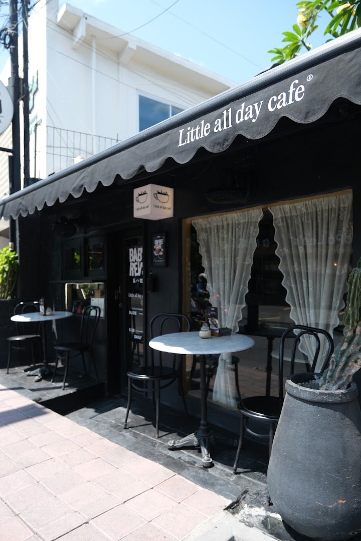 Baby Revs specialty coffee shop in Bali - photo 2