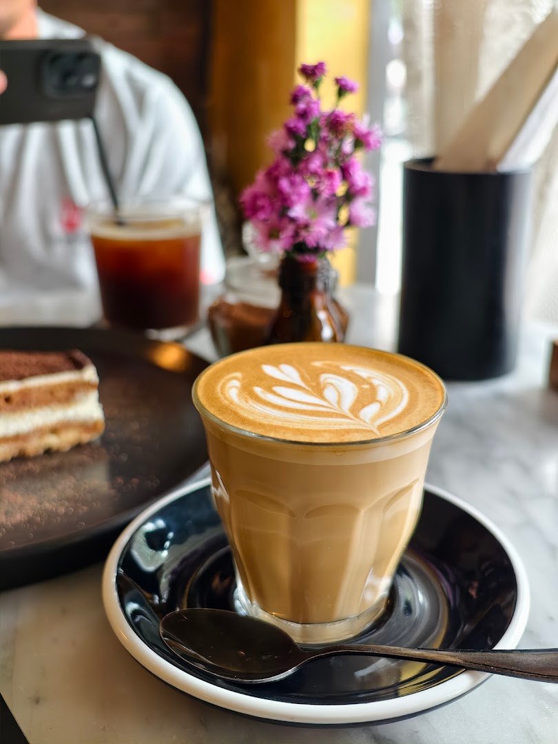 Baby Revs specialty coffee shop in Bali - photo 8
