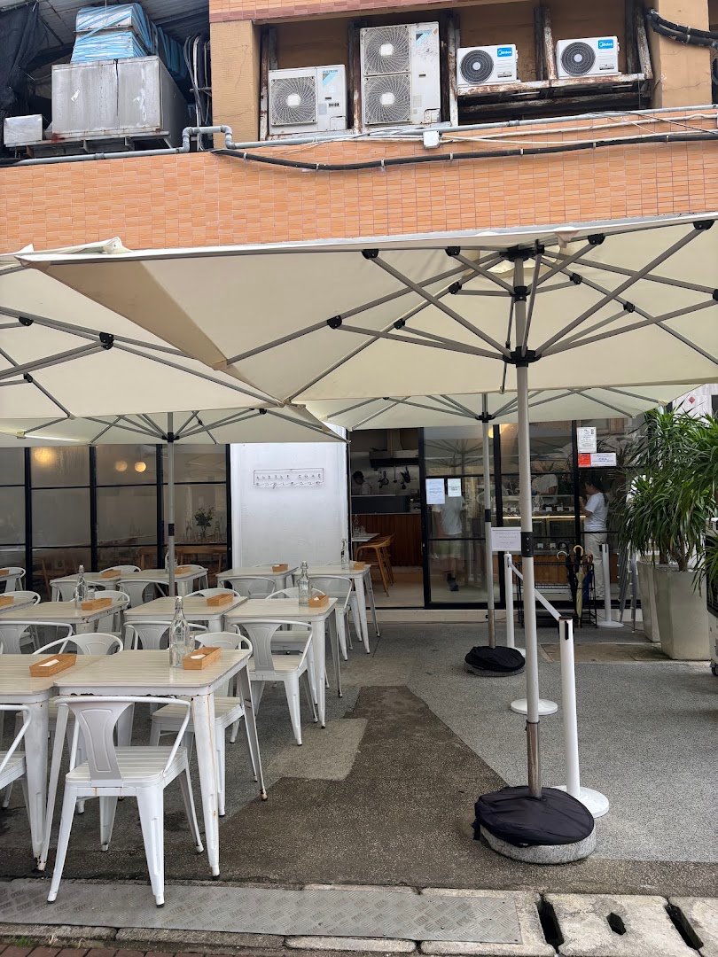 Storefront of Little Cove Espresso, specialty coffee shop in Hong Kong