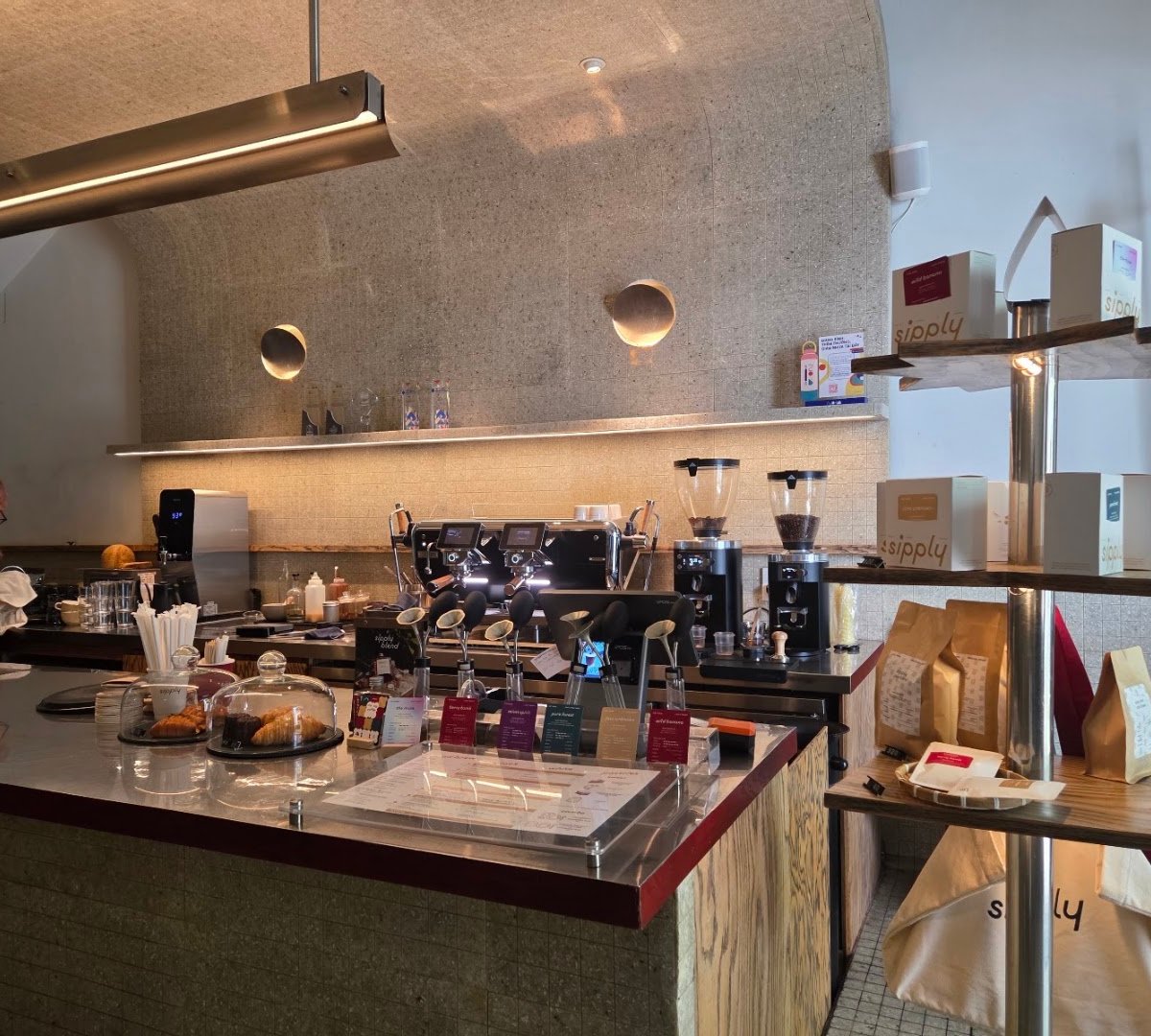 Sipply Coffee Roastery specialty coffee shop in Ho Chi Minh City - photo 4