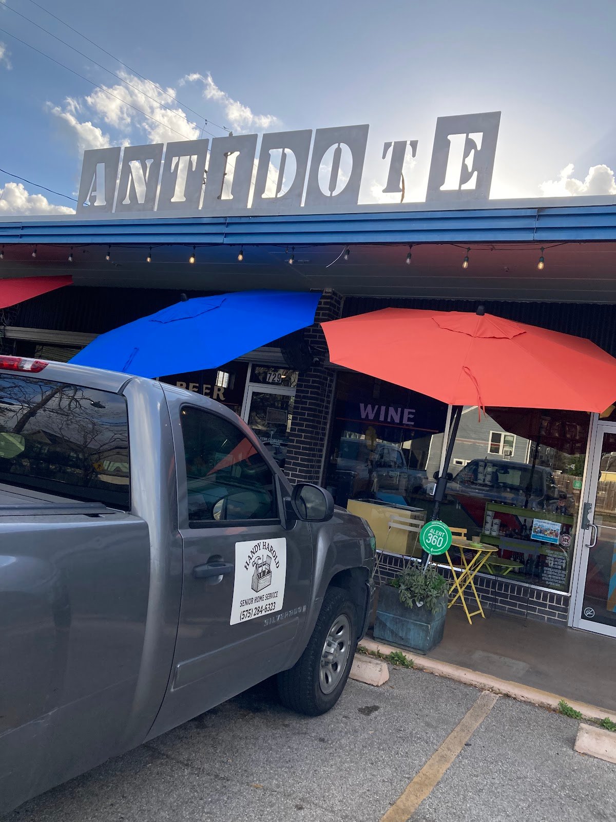 Antidote Coffee specialty coffee shop in Houston - photo 5